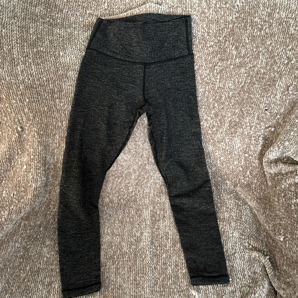 TNA leggings